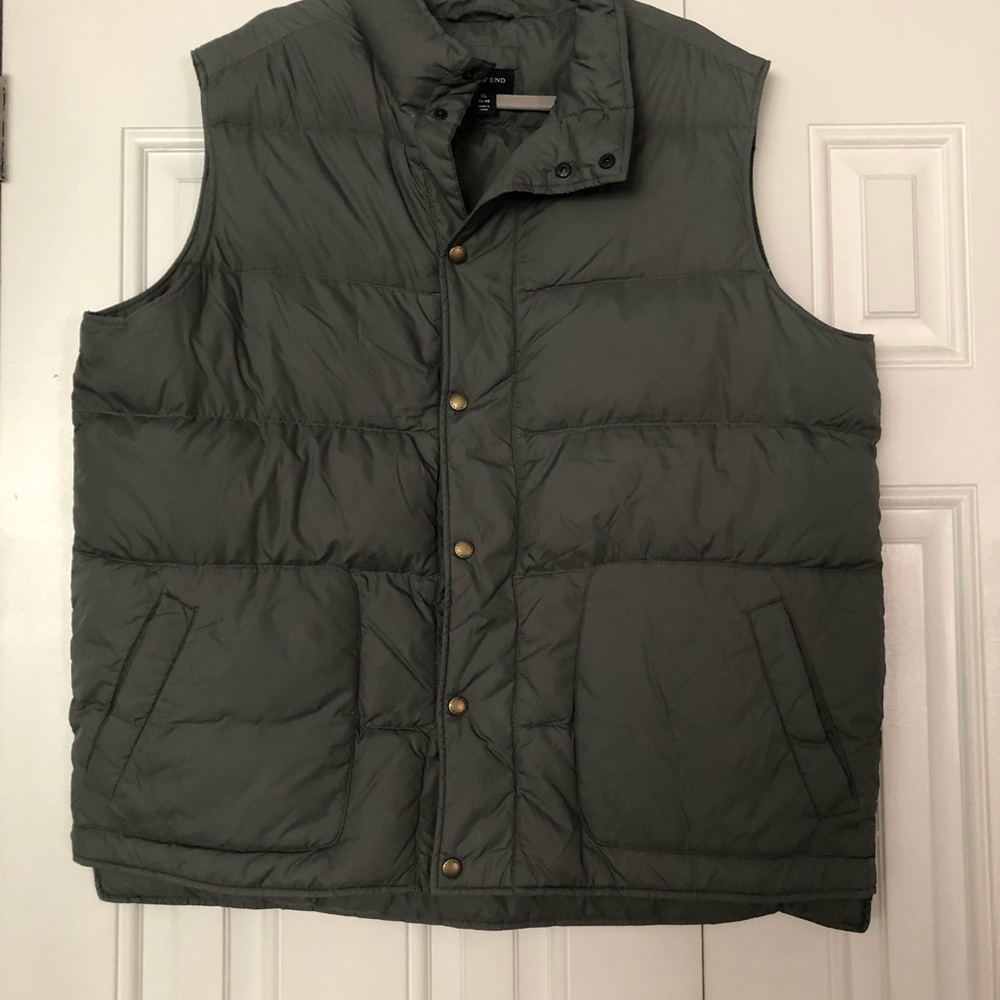 Land’s End Puffer Vest